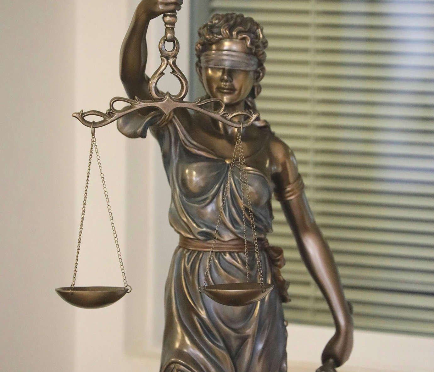 4749979711